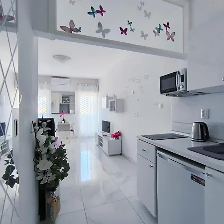 Cute Studio-great Location ザダル